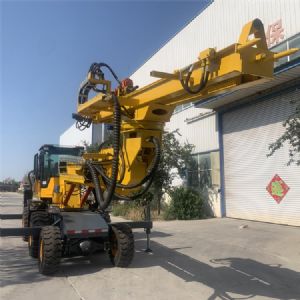750輪式隧道鉆機，專業(yè)隧道鉆機廠家